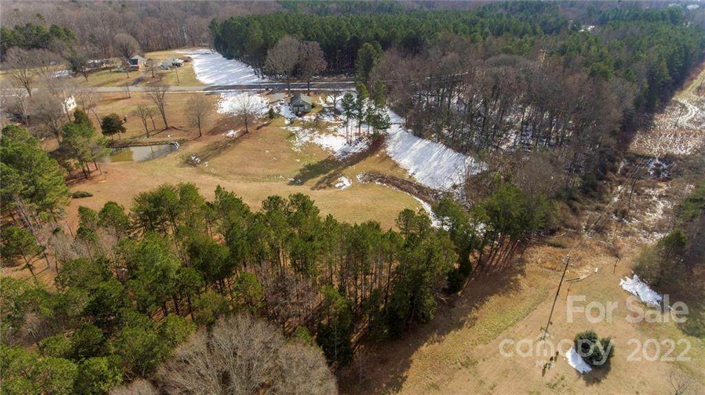 366 Rinehardt Road - Photo 1