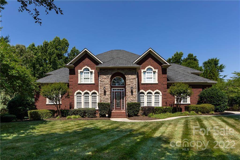 705 Mountain Laurel Way - Photo 1