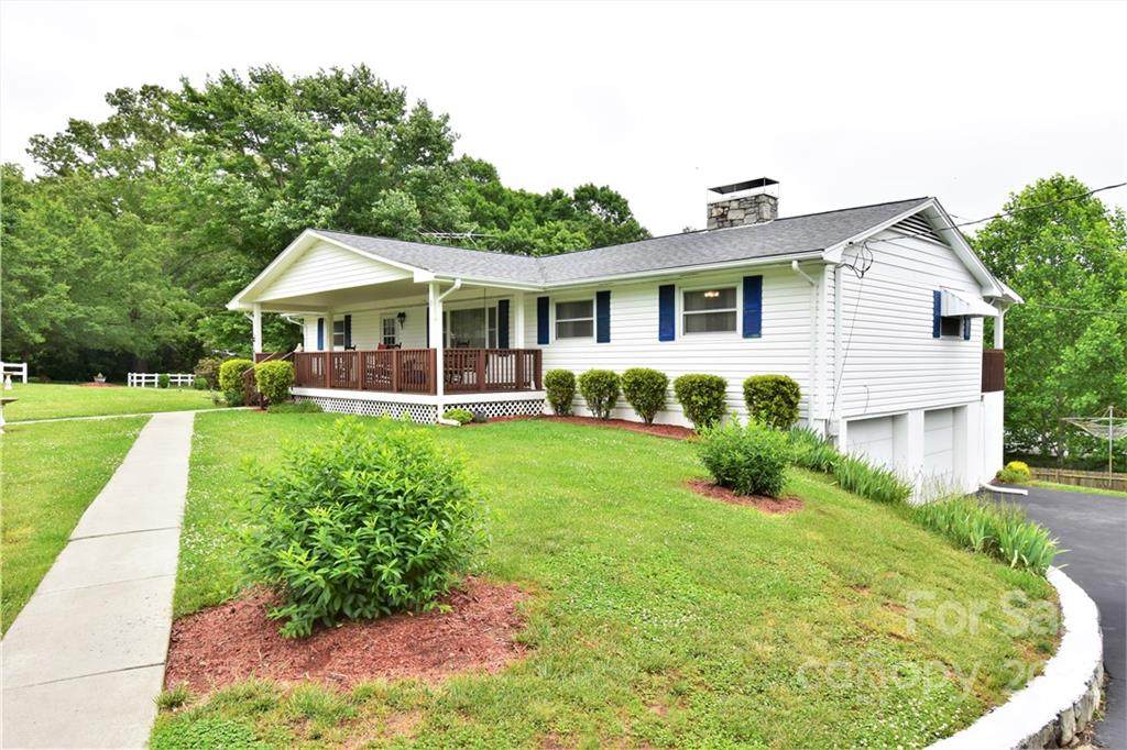 22 Spreading Oak Lane - Photo 1