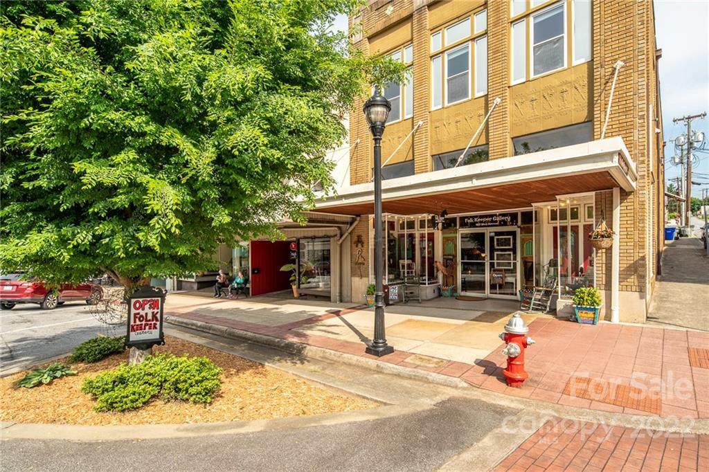 207 Church Street - Photo 1