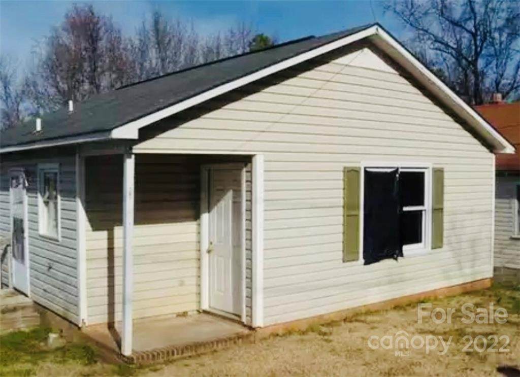 207 Duke Street - Photo 1