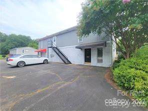 1752 Country Club Road - Photo 1