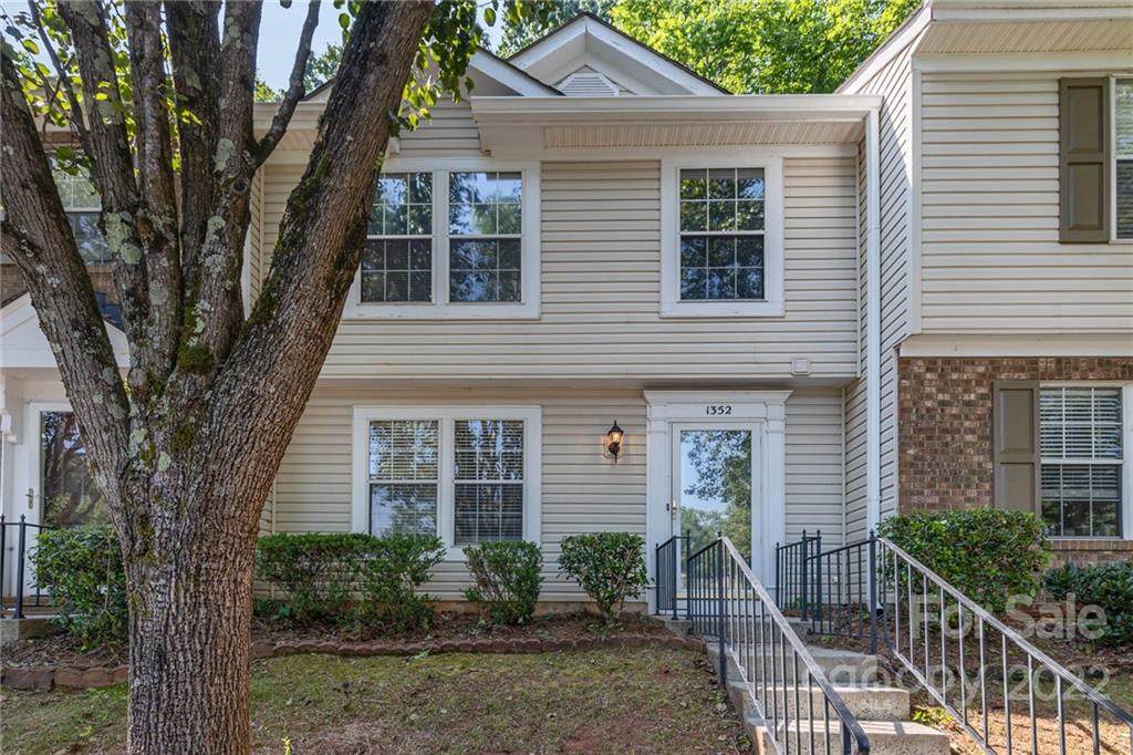 1352 Maple Shade Lane - Photo 1