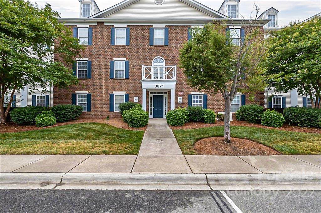 3881 Carl Parmer Drive - Photo 1
