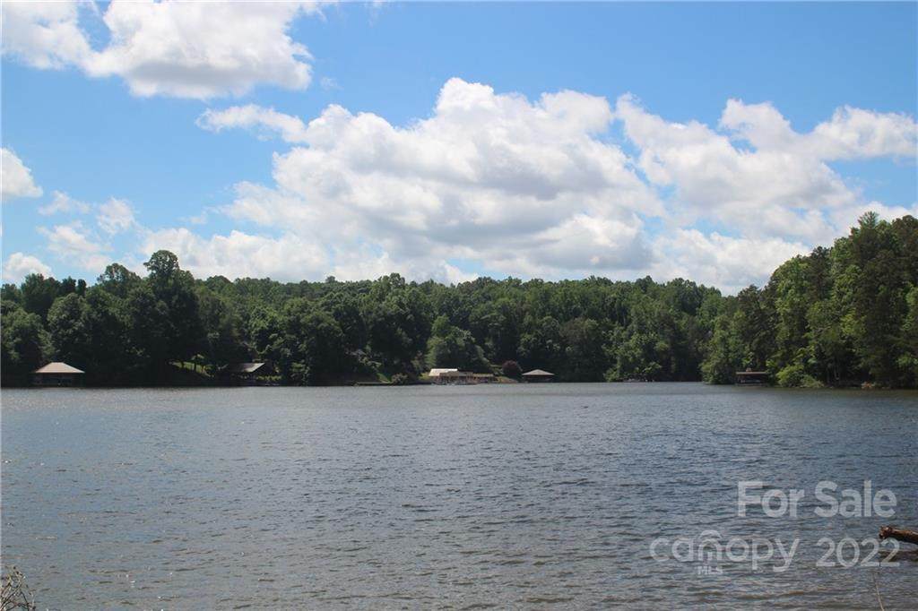 5753 Lake Pointe Drive - Photo 1