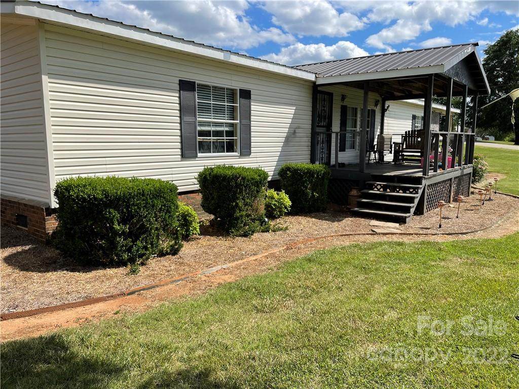 297 Bates Drive - Photo 1
