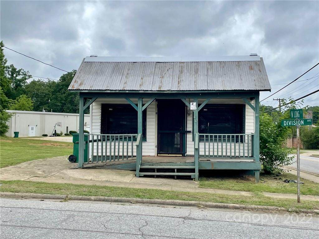 100 Division Avenue - Photo 1