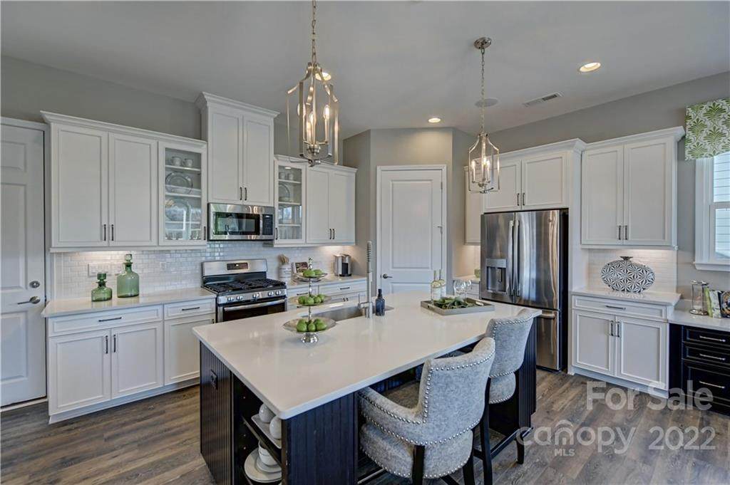311 Warbler Drive - Photo 1