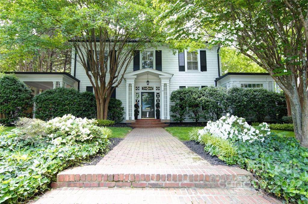 19 Franklin Avenue - Photo 1
