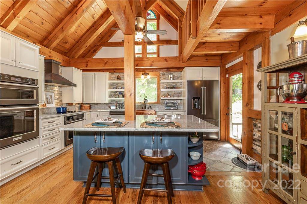 148 Tsisqua Circle - Photo 1