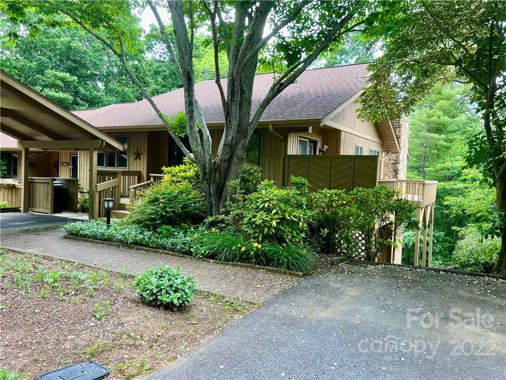 501 White Oak Drive - Photo 1