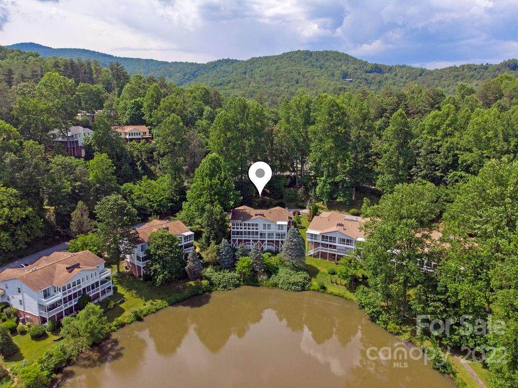 110 Lakeview Court - Photo 1