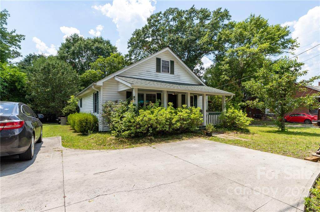 221 Stoney Point Road - Photo 1