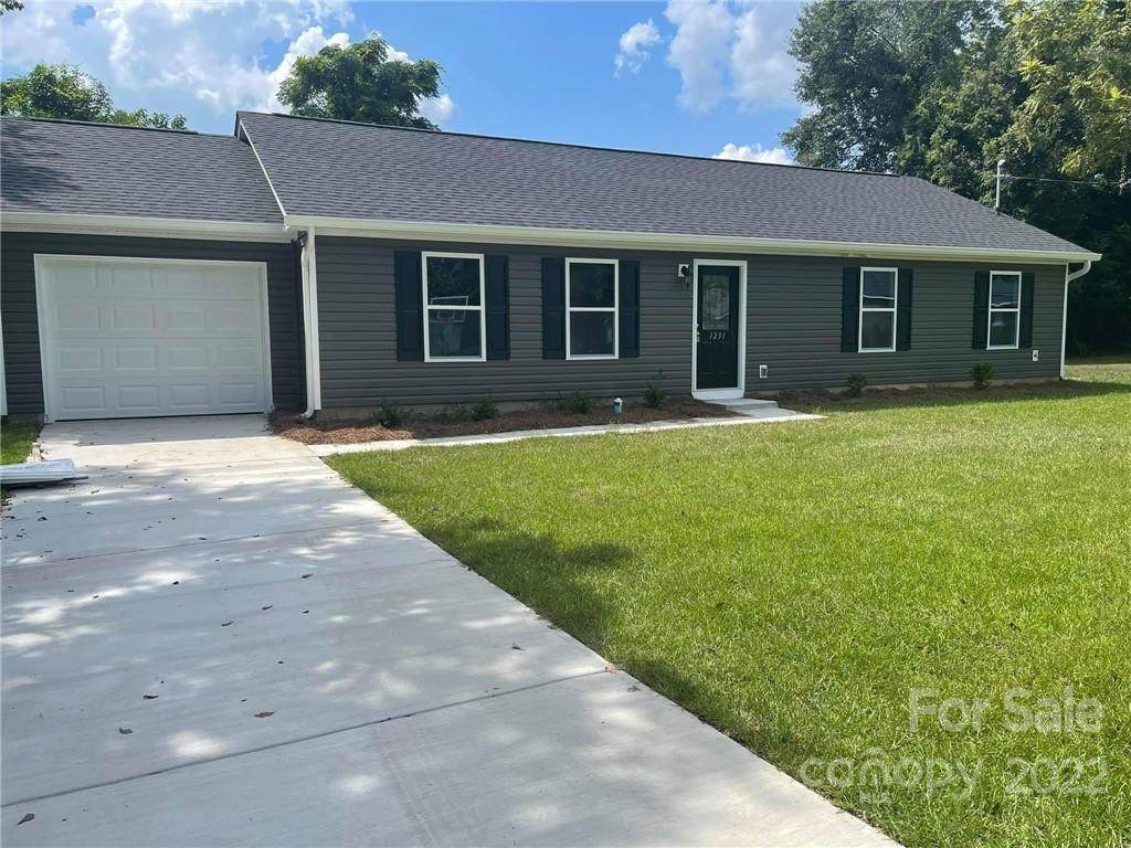 5243 George Beard Avenue - Photo 1