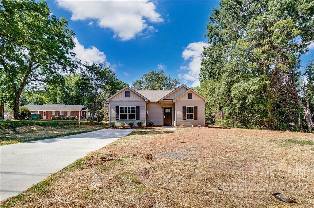 2734 Kendrick Avenue - Photo 1
