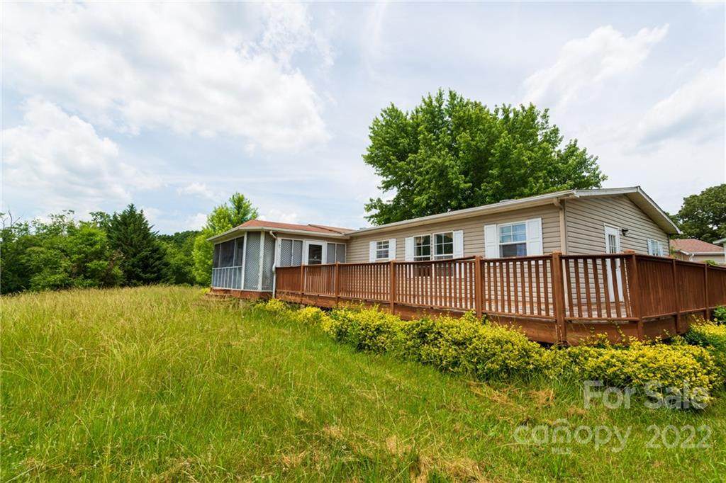 29 Dorothy Lane - Photo 1
