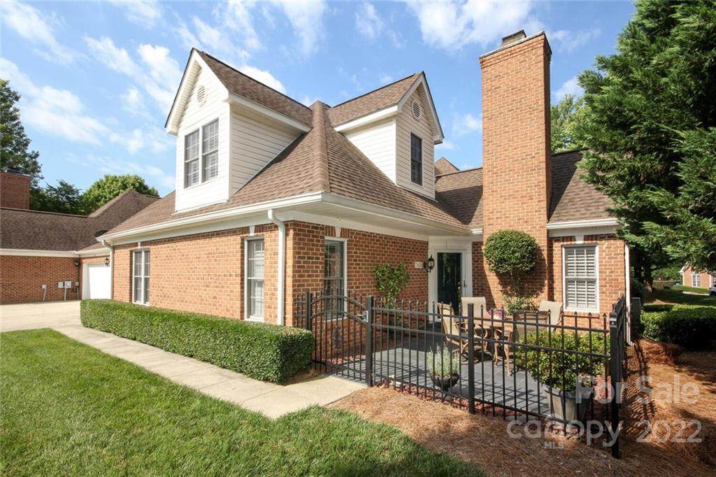 7429 Hurstbourne Green Drive - Photo 1