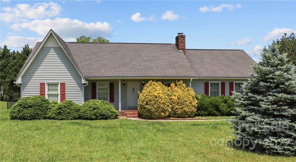 103 Country Meadows Lane - Photo 1