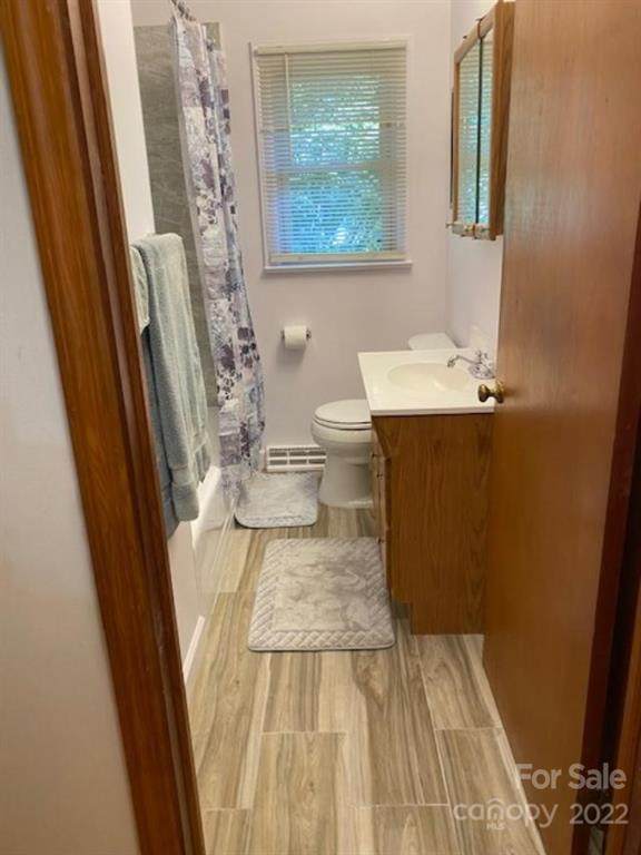 27 Wentworth Avenue - Photo 1