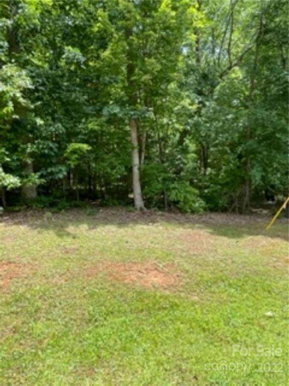 701 Pinelake Drive - Photo 1