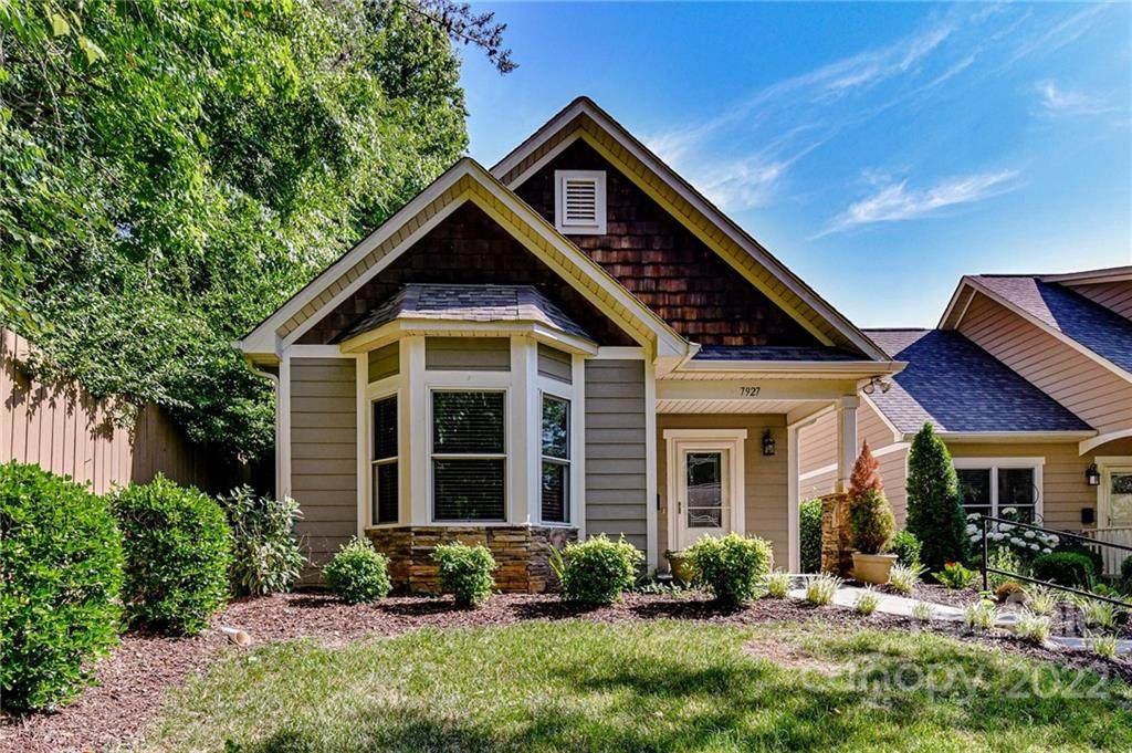 7927 Tigers Paw Road - Photo 1
