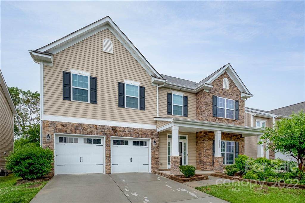 5801 Castlecove Road - Photo 1