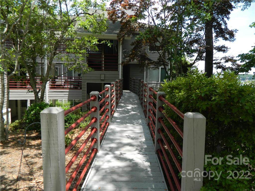 406 Lake Club Drive - Photo 1