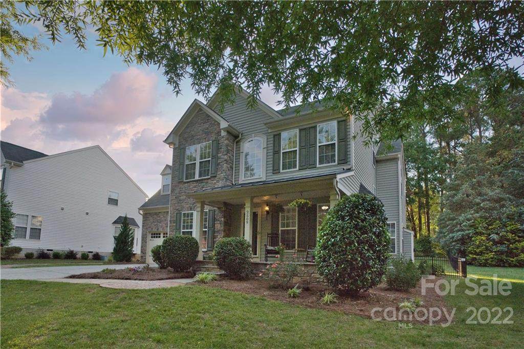 2509 Holly Oak Lane - Photo 1