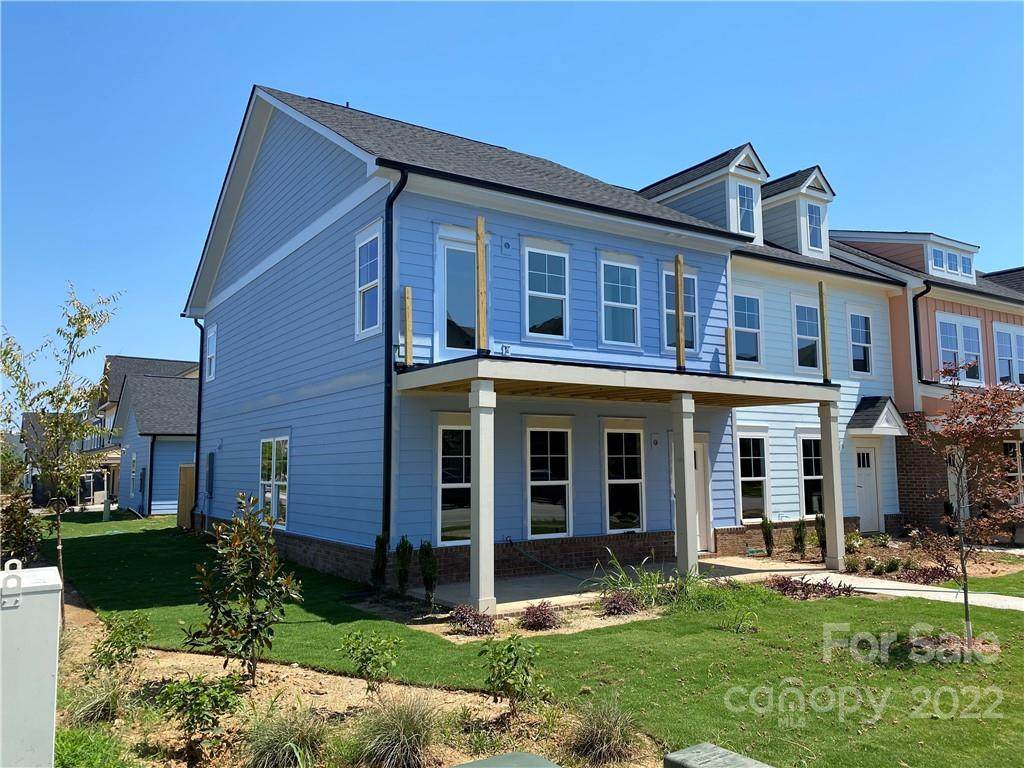 1092 Herrons Ferry Road - Photo 1