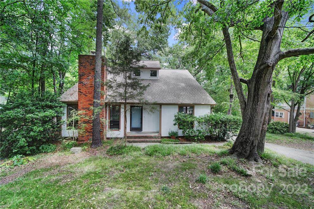 8419 Timbercrest Circle - Photo 1