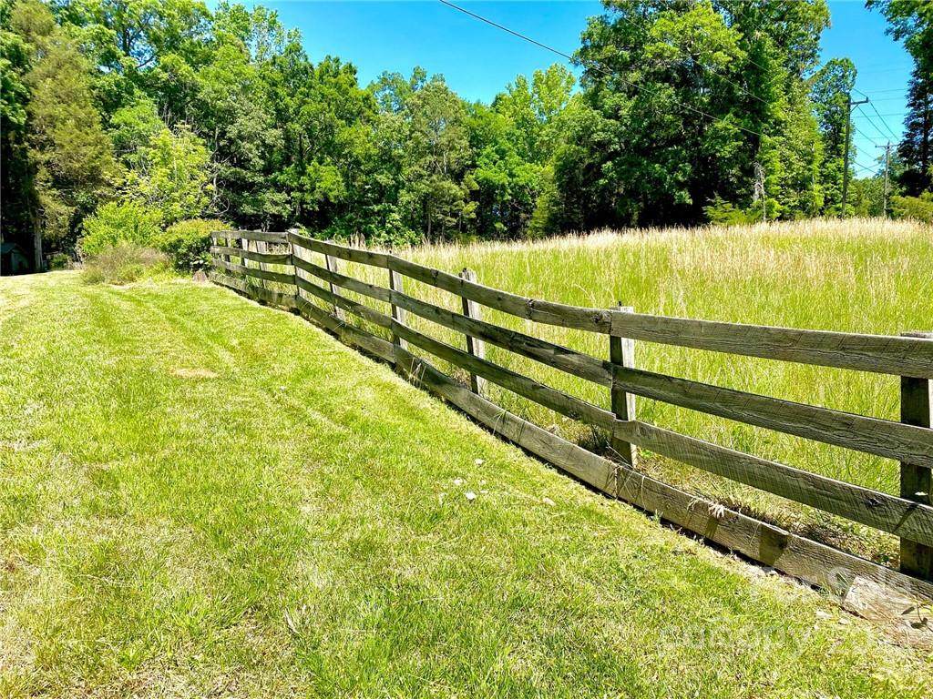 9425 Robinson Church Road - Photo 1