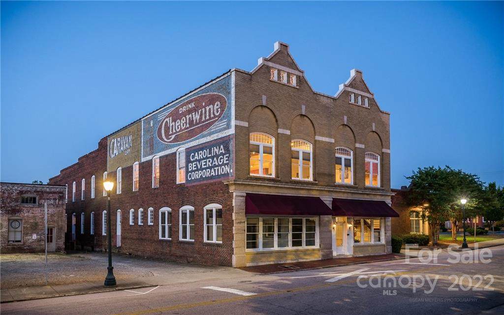 322 Council Street - Photo 1