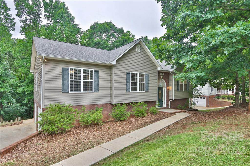 2326 39th Avenue Court - Photo 1