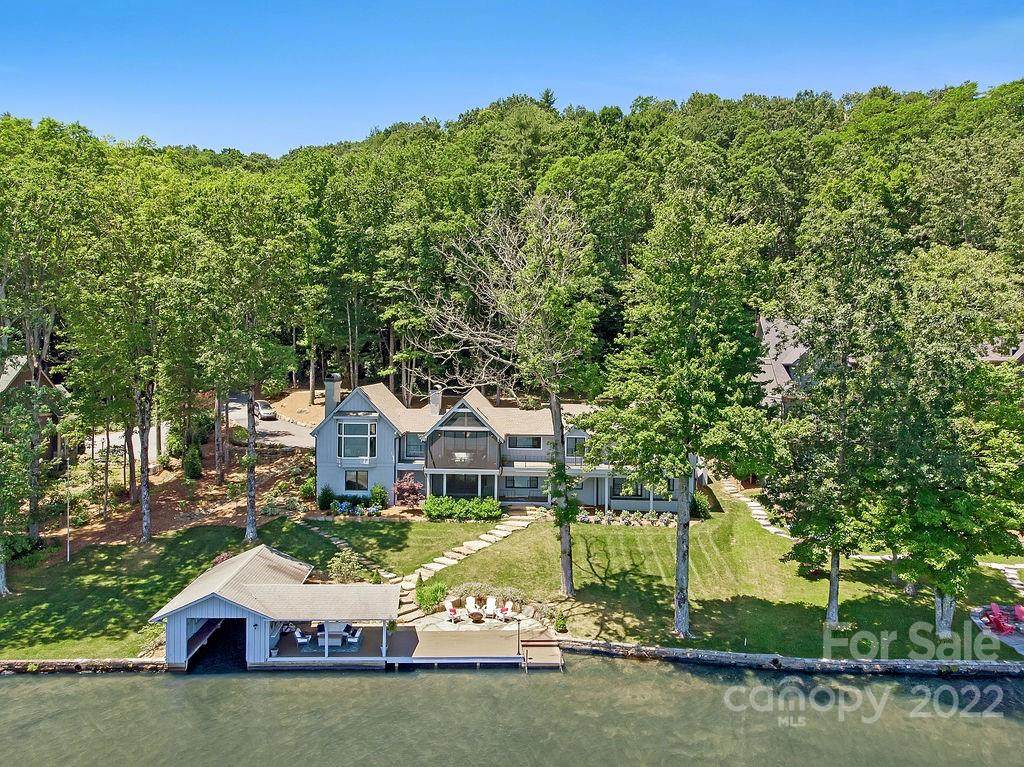 682 West Club Boulevard - Photo 1