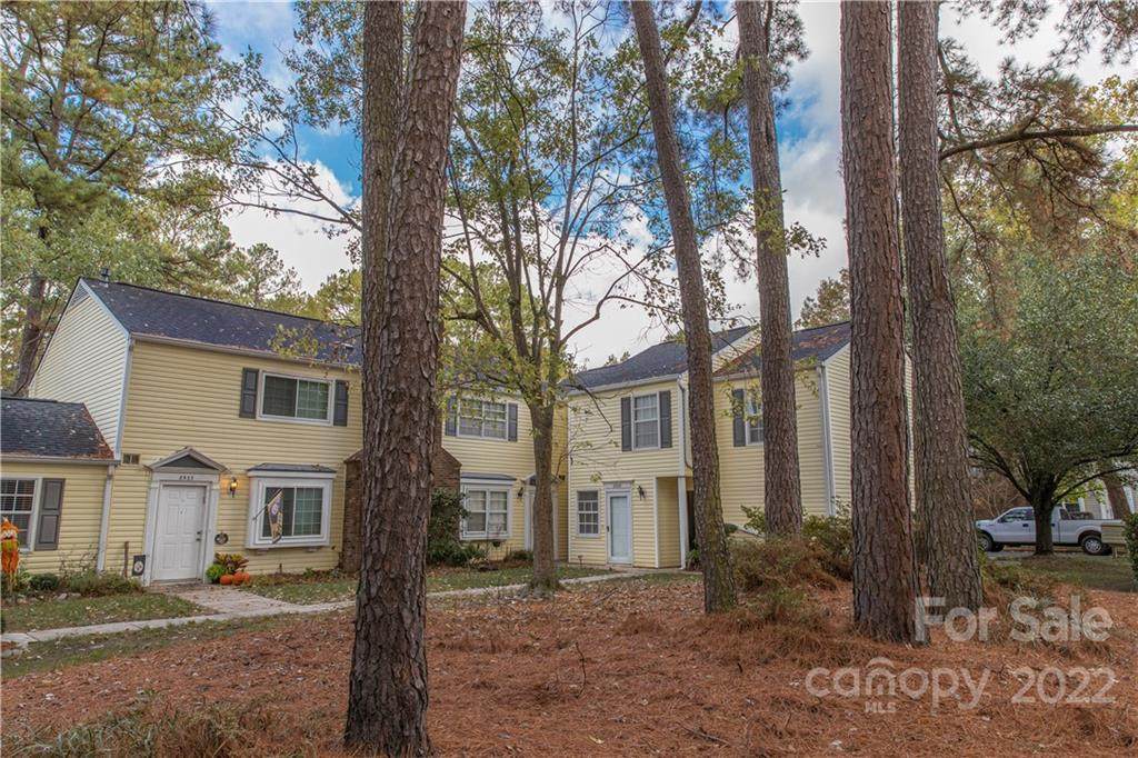 8529 Castle Pine Court - Photo 1