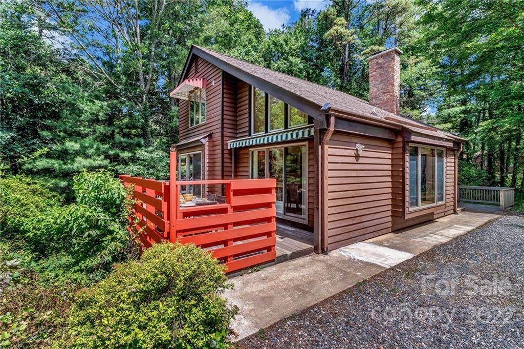 5 Pine Ridge Drive - Photo 1