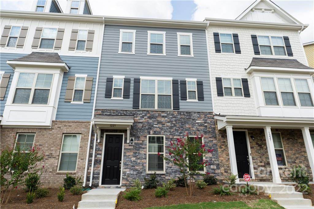 1223 Whitby Moore Street - Photo 1