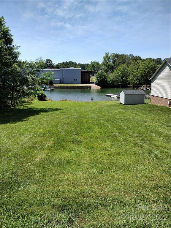32 Blackwood Road - Photo 1