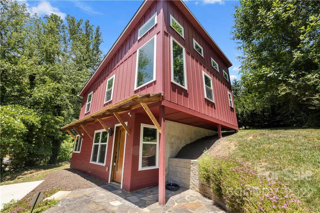 61 Florida Avenue - Photo 1