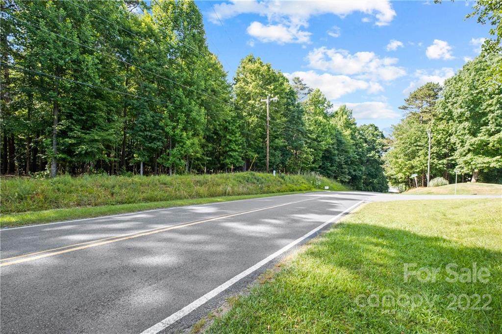 216 Lester Davis Road - Photo 1