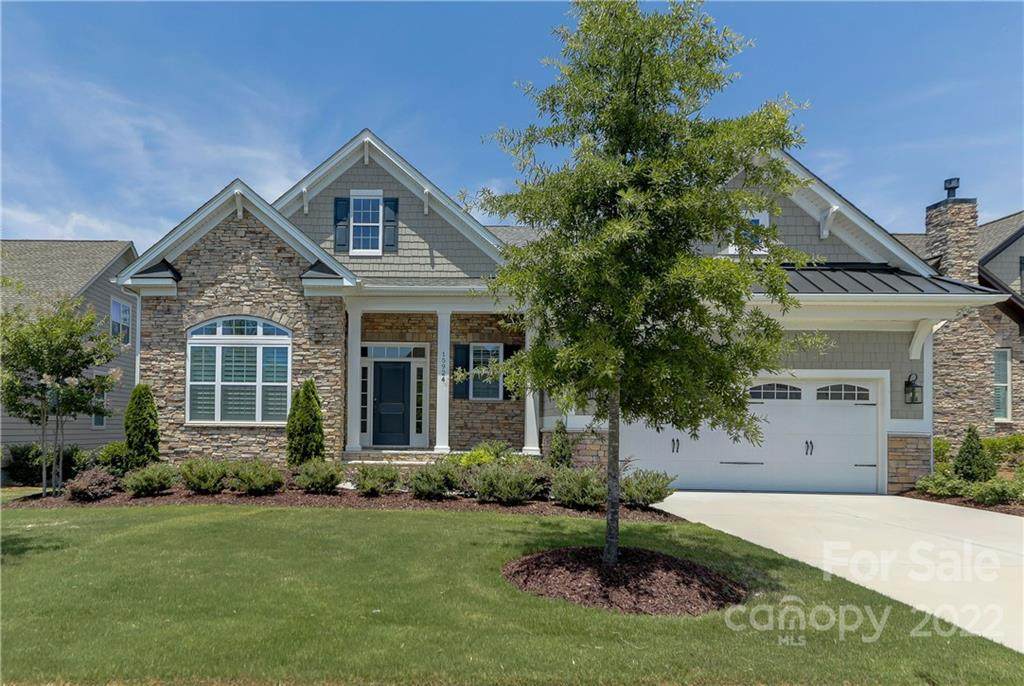 15924 Vale Ridge Drive - Photo 1