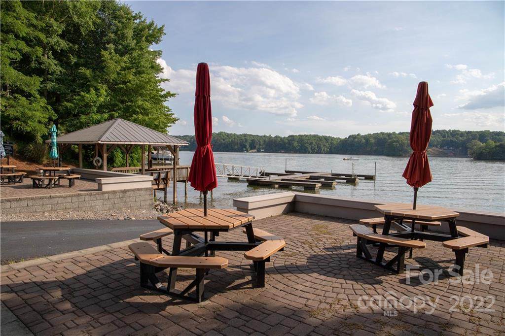 113 Harbor Watch Drive - Photo 1