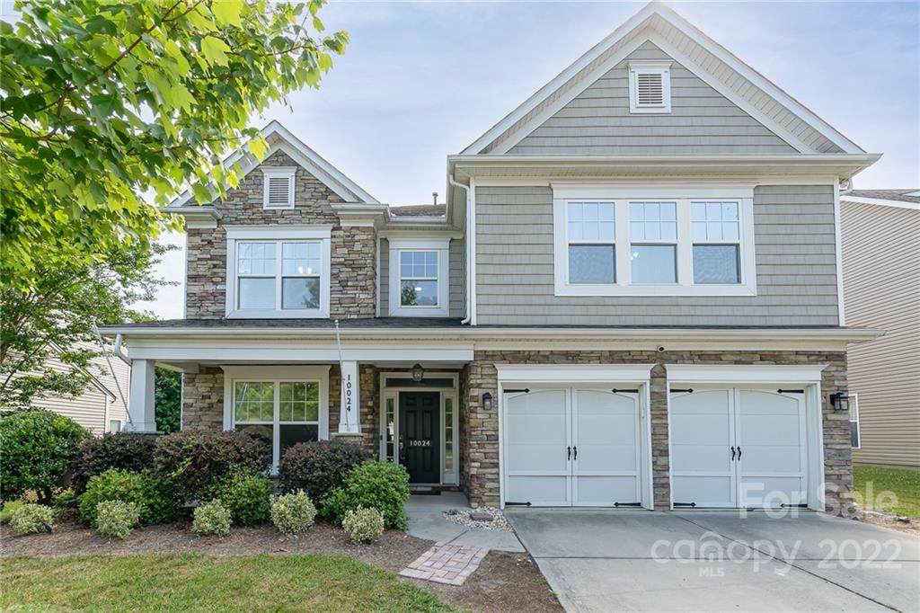 10024 Seven Oaks Drive - Photo 1