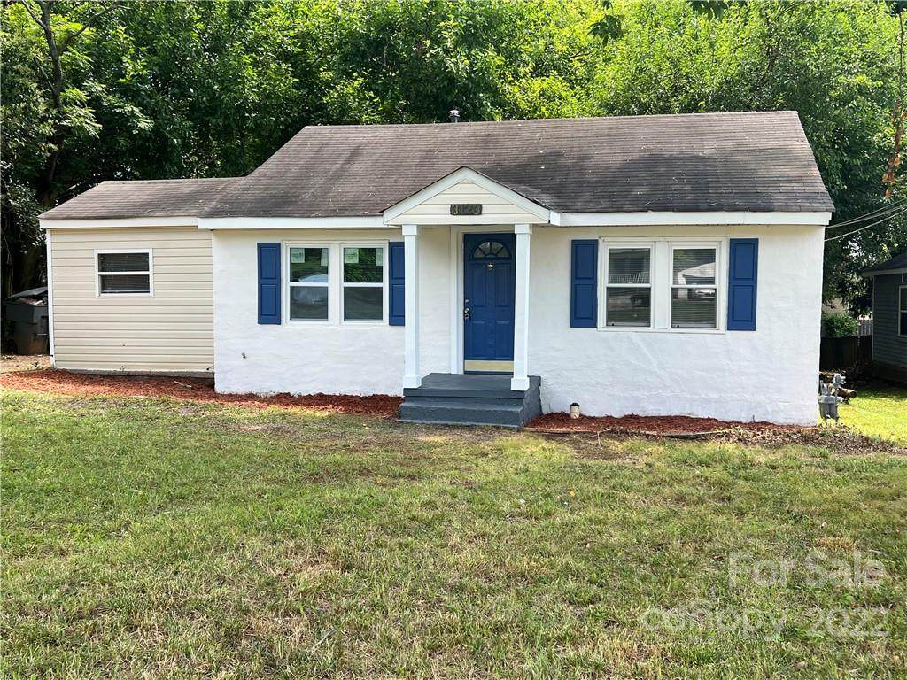 3123 Ross Avenue - Photo 1