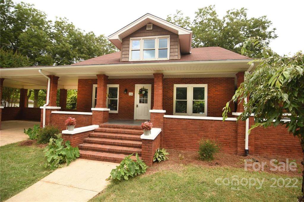 116 10th Street - Photo 1