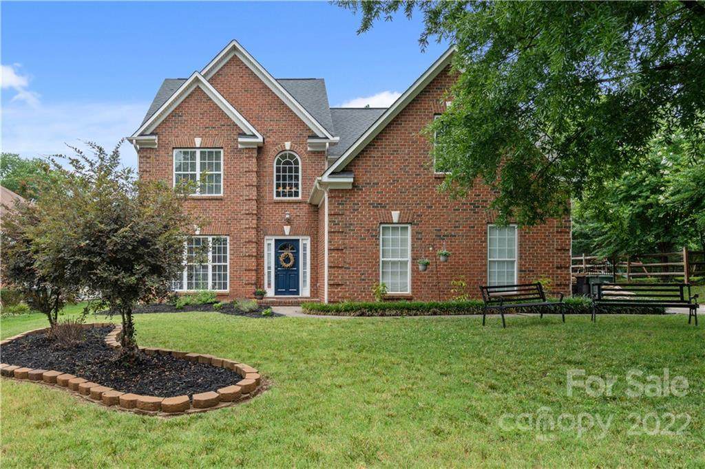 6590 Gatehouse Court - Photo 1