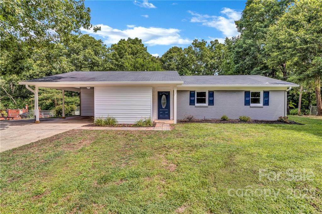 399 Dogwood Lane - Photo 1