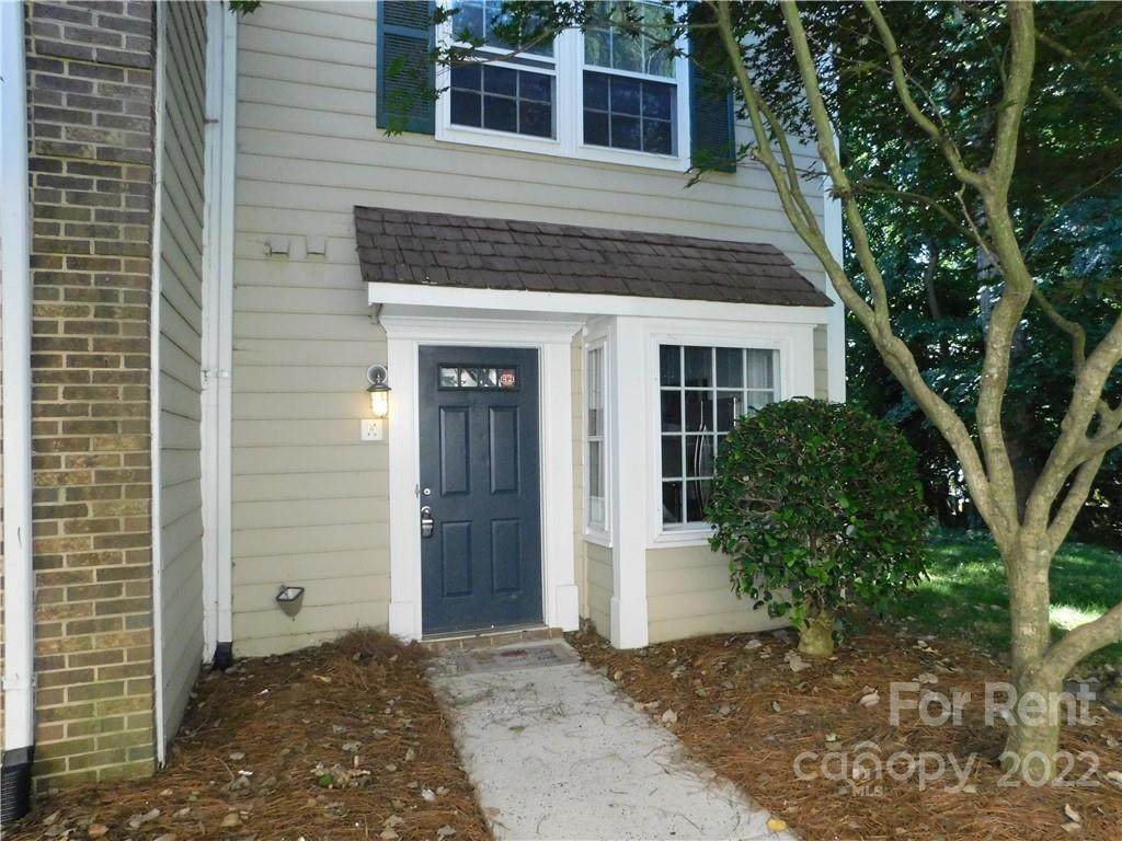 8221 Pineville Matthews Road - Photo 1