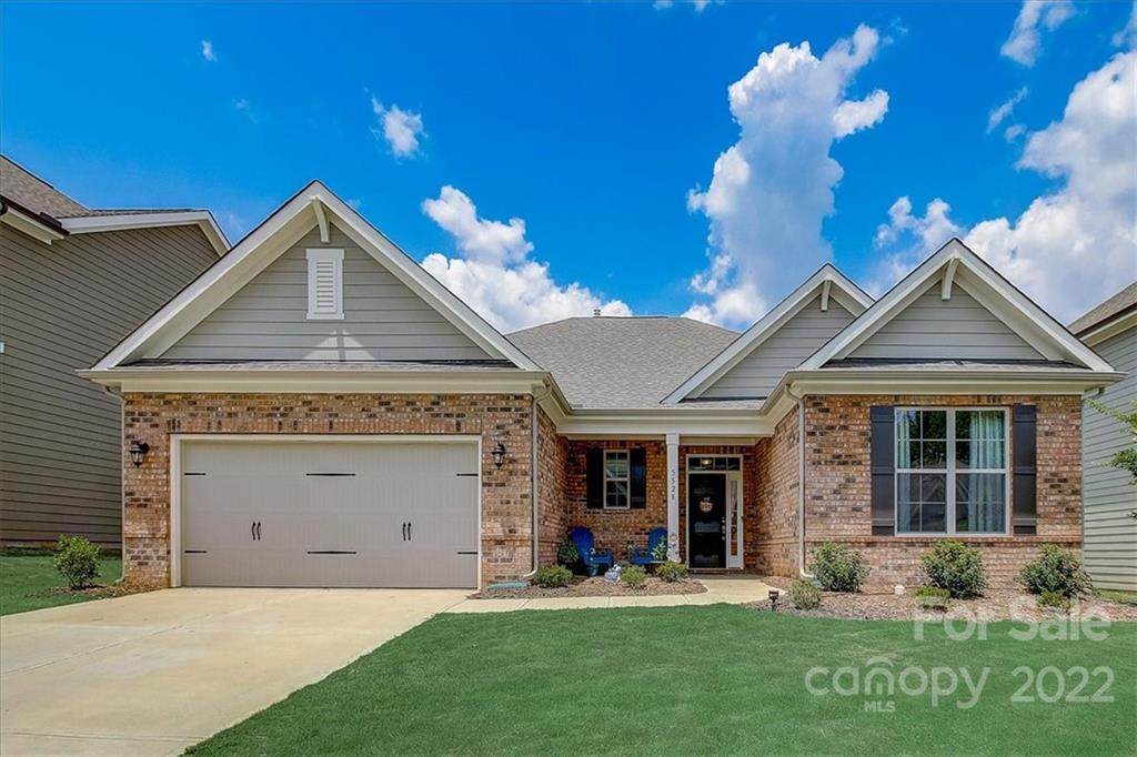5528 Muckross Lane - Photo 1