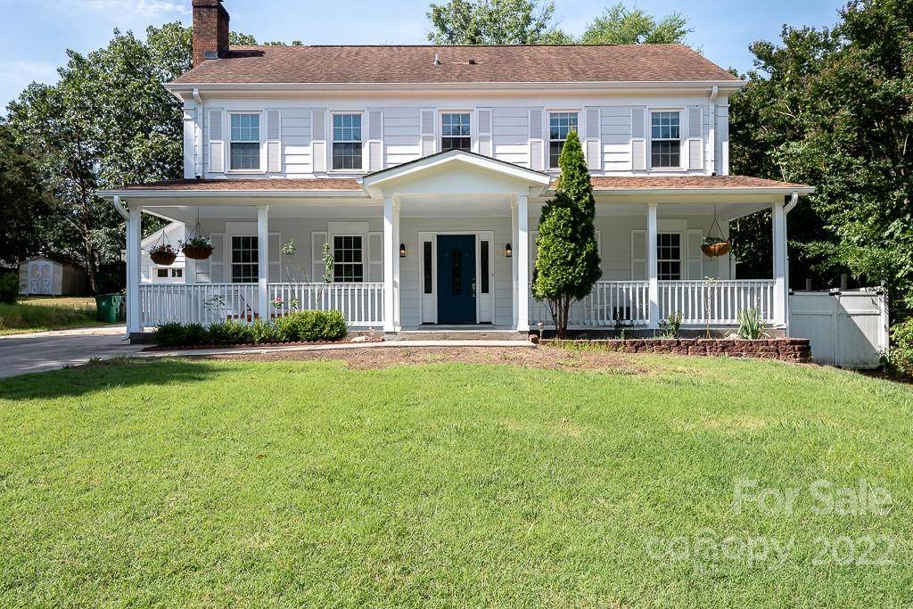 1914 Dembrigh Lane - Photo 1